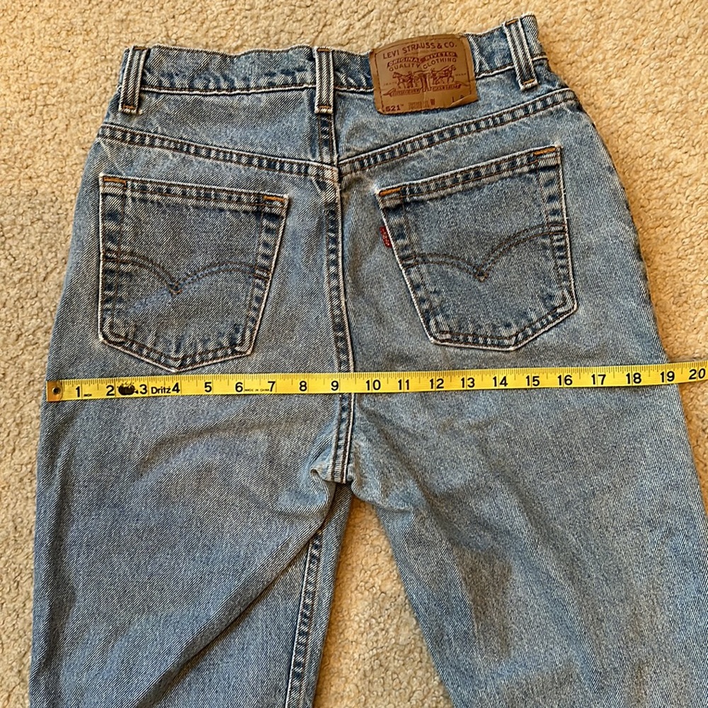 Vintage Levi's 521 Hi Rise Taper Fit Jeans - Picture 9 of 14